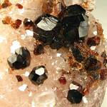 "UVITE on MAGNESITE"