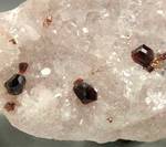 "UVITE on MAGNESITE"