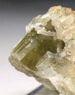 "UVITE ON MAGNESITE"