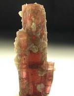 "ELBAITE var RUBELLITE"